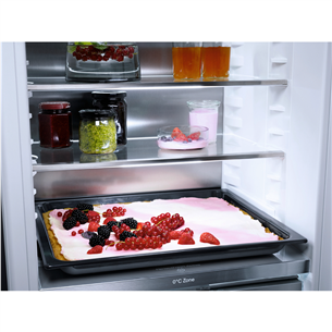 Miele, 244 л, высота 177 см - Интегрируемый холодильник Товар - KFN7744E